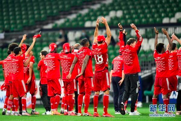 拜仁德甲八连冠-WordPress极简博客