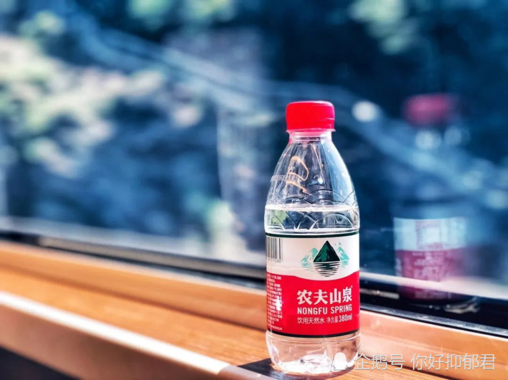 %title插图%num 农夫山泉创始人成中国首富-WordPress极简博客
