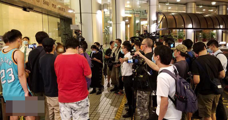 何鸿燊-WordPress极简博客