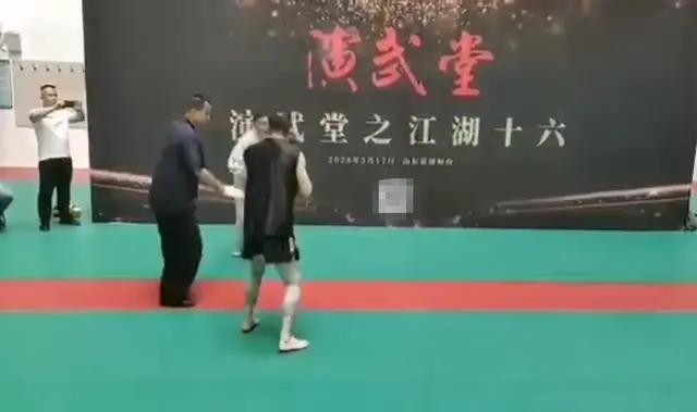 马保国还曾被一位健身爱好者KO过，那次经历更尴尬-WordPress极简博客