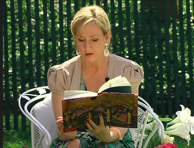 罗琳宣布捐赠100万英镑-WordPress极简博客