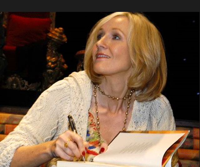 罗琳宣布捐赠100万英镑-WordPress极简博客