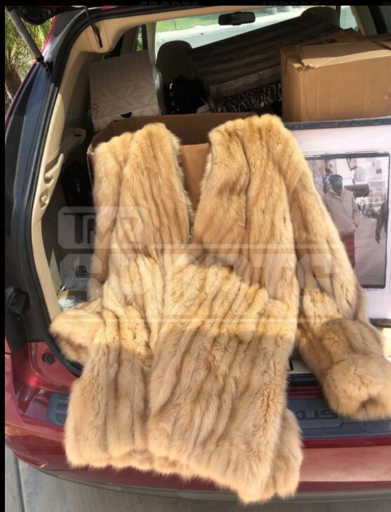 瓦妮莎买回将被拍卖的科比藏品-WordPress极简博客