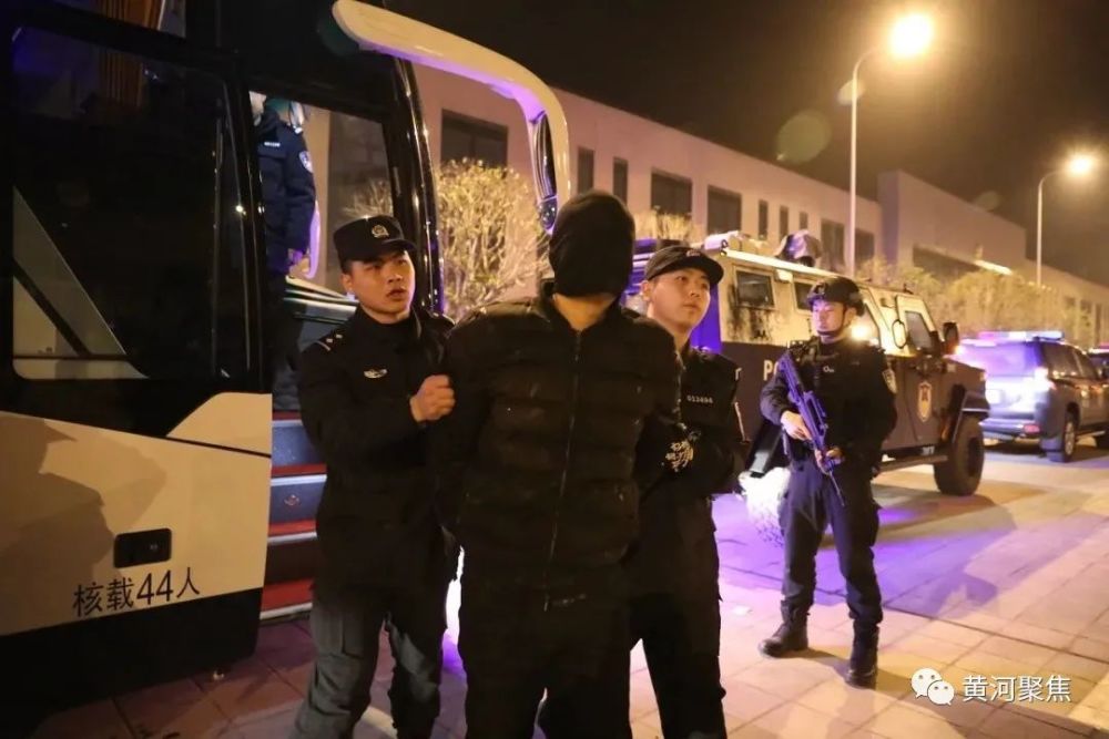 %title插图%num 重庆警方跨国解救7名中国人质-WordPress极简博客