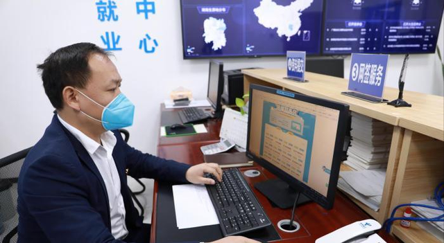 %title插图%num 21年毕业生就业市场“玩失踪”,企业工作找不到人,00后去哪里了-WordPress极简博客