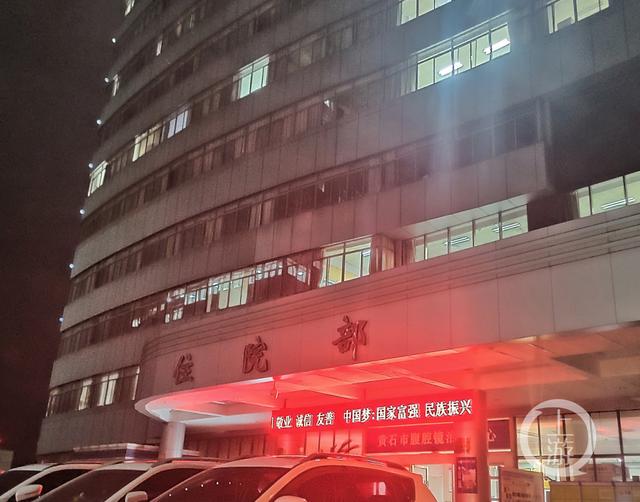 高架桥侧翻致4死8伤 亲历者发声-WordPress极简博客