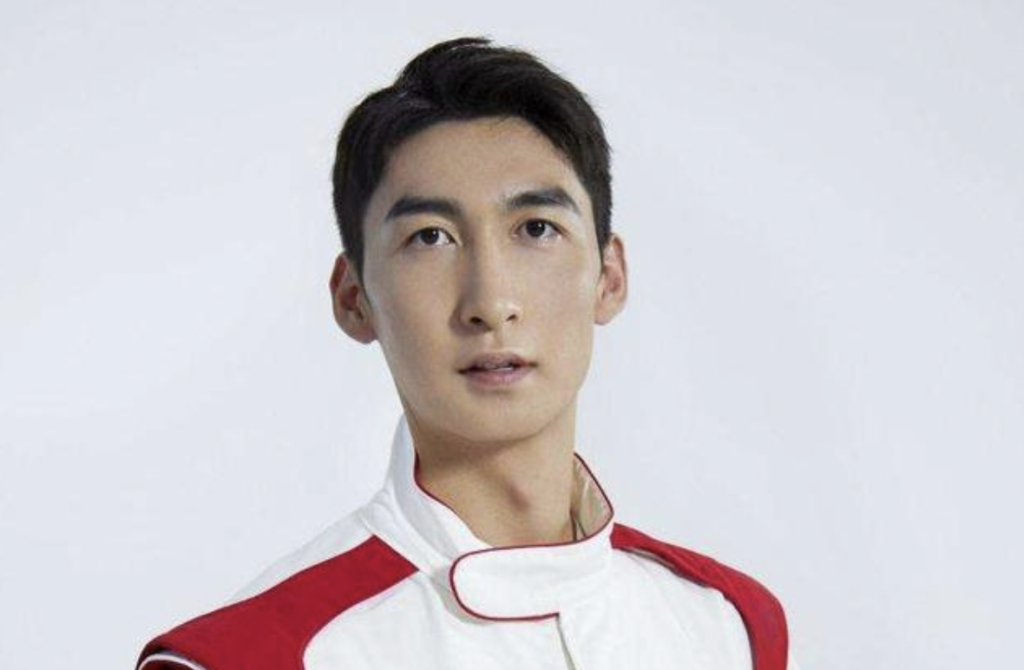 武大靖第1双轮滑鞋是父亲2个月工资-WordPress极简博客